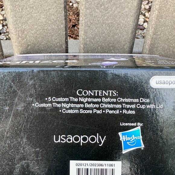 YAHTZEE The Nightmare Before Christmas Edition Dice Game Brand New Halloween - Picture 2 of 10